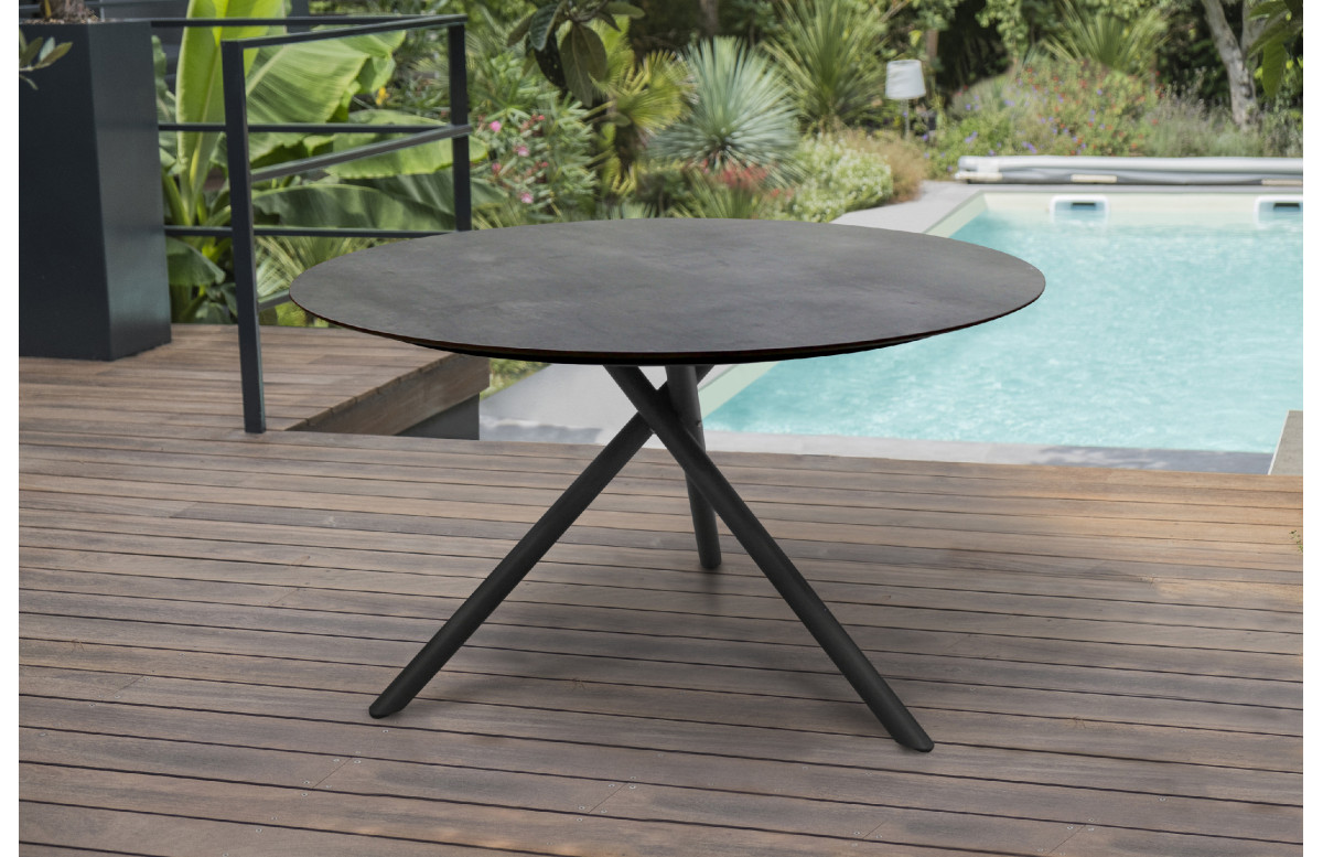 Table de jardin ronde PILAT 129 cm avec plateau HPL Anthracite 6 personnes PARIS GARDEN Table de jardin ronde PILAT 129 cm avec plateau HPL Anthracite 6 personnes PARIS GARDEN