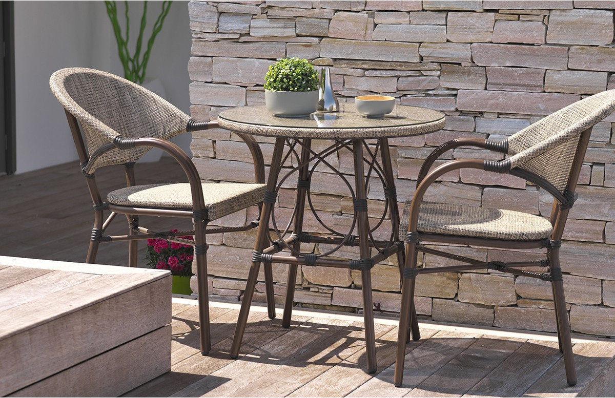 Ensemble guéridon ronde et fauteuils de jardin en imitation bambou pour 2 personnes DCB Garden USHUAIA Ensemble guéridon ronde et fauteuils de jardin en imitation bambou pour 2 personnes DCB Garden USHUAIA