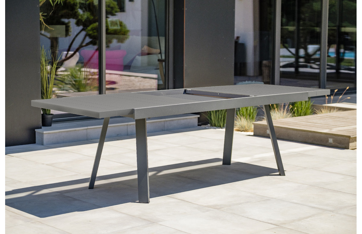 Table de jardin extensible STOCKHOLM en aluminium avec rallonge manuelle Anthracite 10/12 personnes DCB GARDEN Table de jardin extensible STOCKHOLM en aluminium avec rallonge manuelle Anthracite 10/12 personnes DCB GARDEN