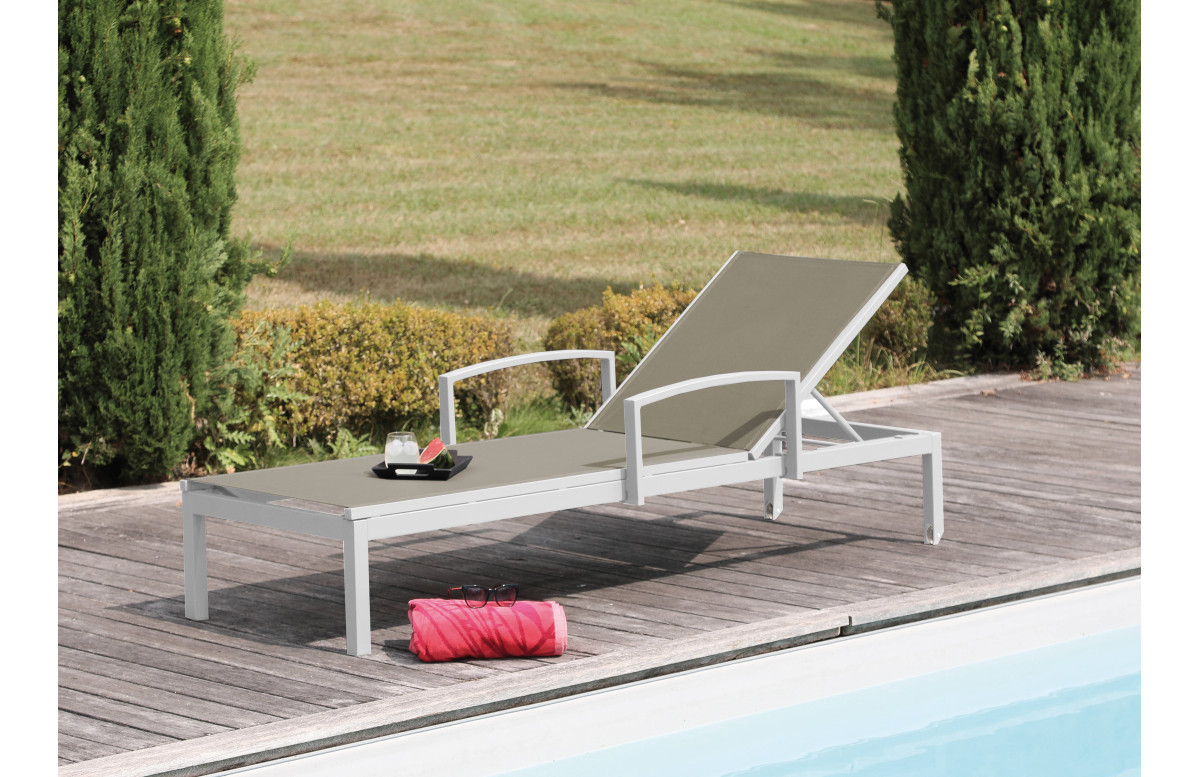 Bain de soleil à roulettes pliant en aluminium - THEMA - ProLoisirs