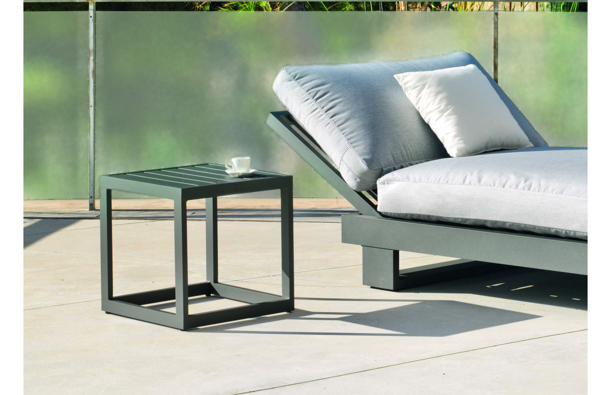 Table basse ALBA en aluminium-Hevea Table basse ALBA en aluminium-Hevea