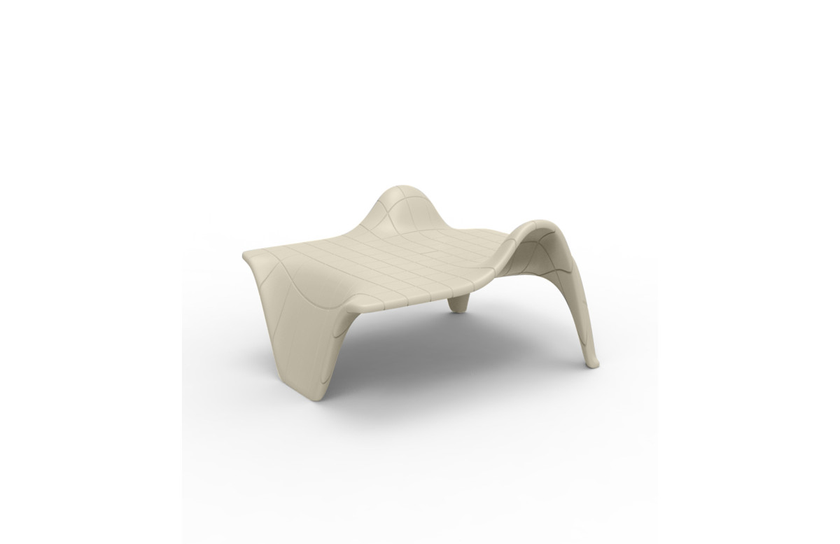 Table de jardin empilable F3 basic par Fabio Novembre - Vondom Table de jardin empilable F3 basic par Fabio Novembre - Vondom