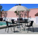 Ensemble table SULAM et fauteuils SANTANA-3 4 personnes en acier et résine tressée avec parasol PLACENIA HEVEA