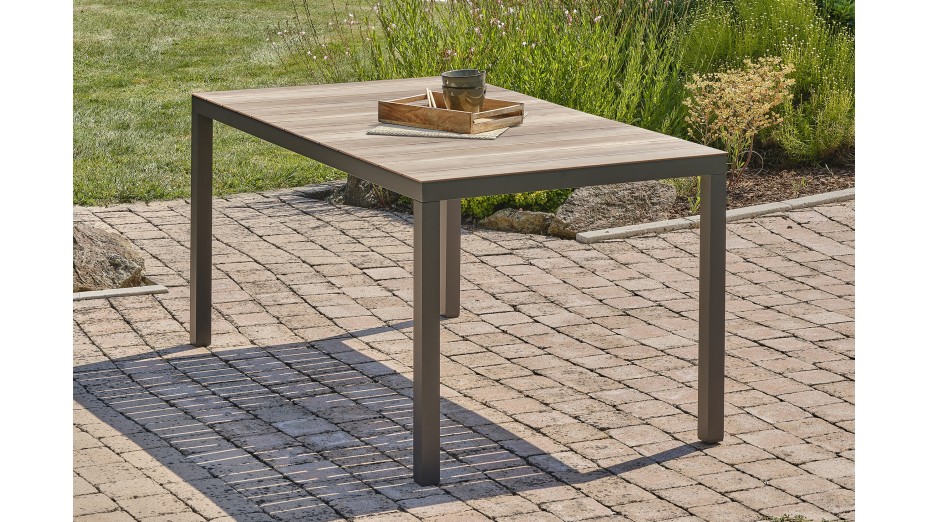 Lot composé d'une table BOSTON-TB150 et de 6 chaises de jardin C43-NTN pliantes