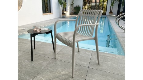 Fauteuil de jardin empilable TIAGO en polypropylène - SABLE