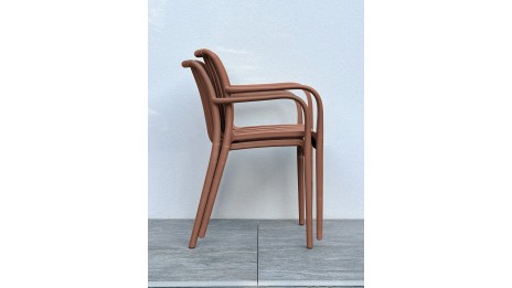 Lot composé de 2 fauteuils de jardin TIAGO-FT-TERRACOTTA empilables