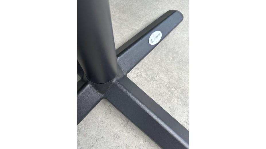 Table ronde de jardin BISTRO (diam. 60 cm) en acier noir et plateau terrazzo - BLANC