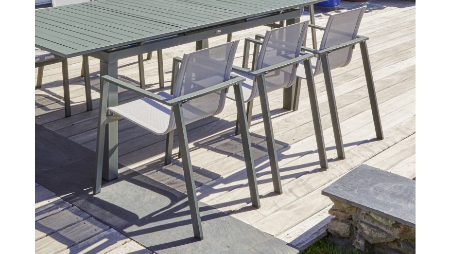 Fauteuil de jardin empilable MIAMI en textilène gris et aluminium - KAKI