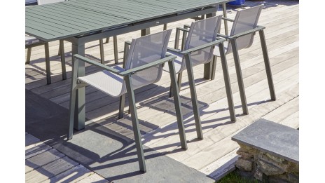 Fauteuil de jardin empilable MIAMI en textilène gris et aluminium - KAKI