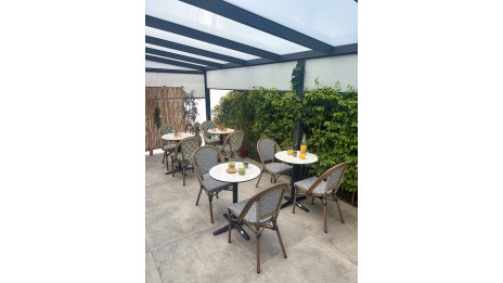 Table ronde de jardin BISTRO (diam. 60 cm) en acier noir et plateau HPL effet marbre - BLANC