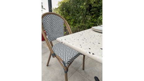 Lot composé d'une table de jardin BISTRO-TB70-TRZ et de 2 fauteuils BISTRO-FT-TEX-BLEU empilables