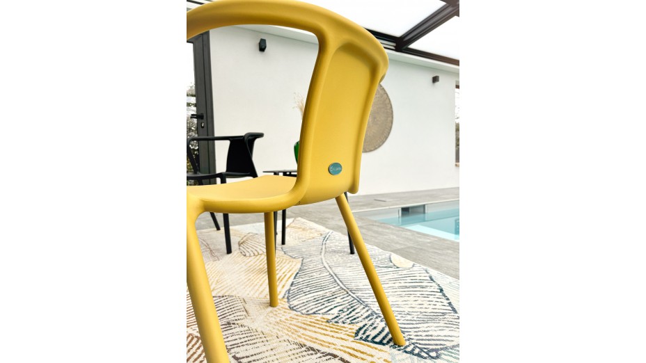 Fauteuil de jardin empilable DIEGO en polypropylène - MOUTARDE