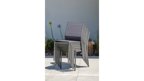 Lot composé de 2 chaises de jardin STOCKHOLM-CH empilables