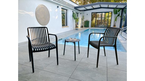 Lot composé de 2 fauteuils de jardin TIAGO-FT-NOIR empilables