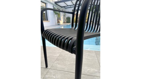 Lot composé de 2 fauteuils de jardin TIAGO-FT-NOIR empilables
