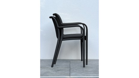Lot composé de 2 fauteuils de jardin TIAGO-FT-NOIR empilables