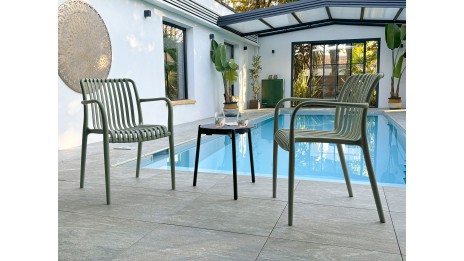 Lot composé de 2 fauteuils de jardin TIAGO-FT-OLIVE empilables