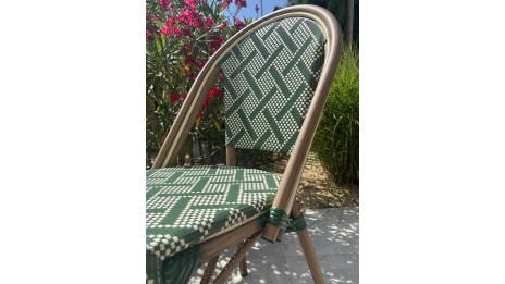Fauteuil de jardin empilable BISTRO en aluminium effet bois et textilène - VERT